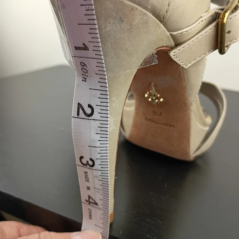 Pour La Victoire Beige Leather Strappy Gladiator Buckle Stiletto Heels 7.5